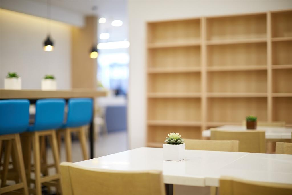 Hanting Hotel Shanghai Hongqiao Hechuan Road Exterior photo